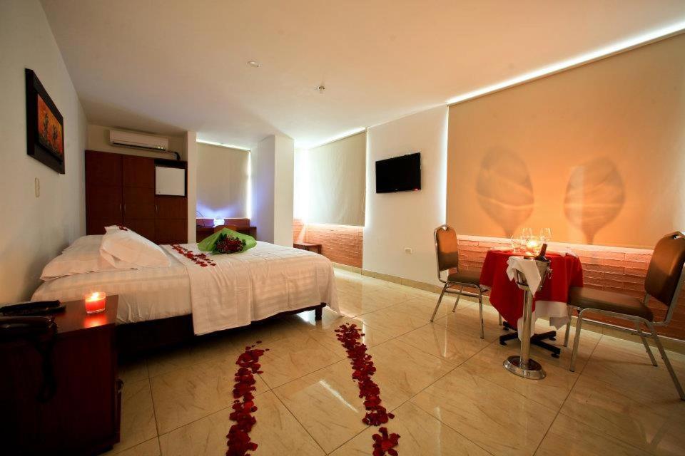 Hotel Hacaritama Colonial Villavicencio Eksteriør billede