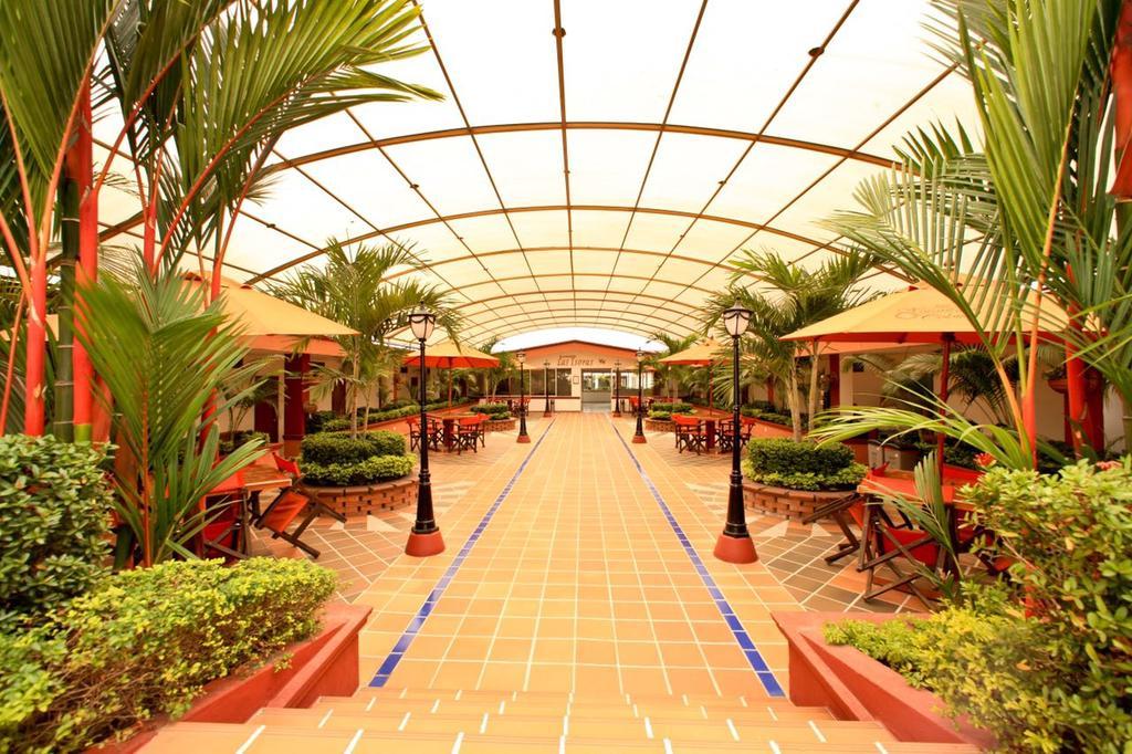 Hotel Hacaritama Colonial Villavicencio Eksteriør billede